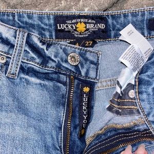 High Waisted straight leg Lucky Jean